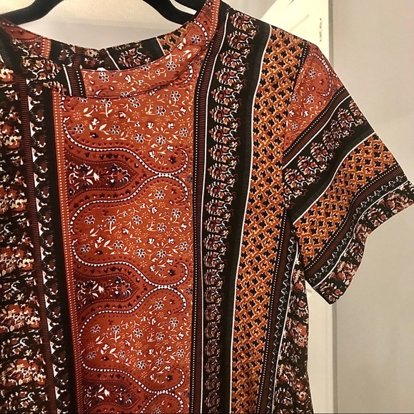 Boohoo Printed Tshirt Shift Dress - Picture 2 of 4